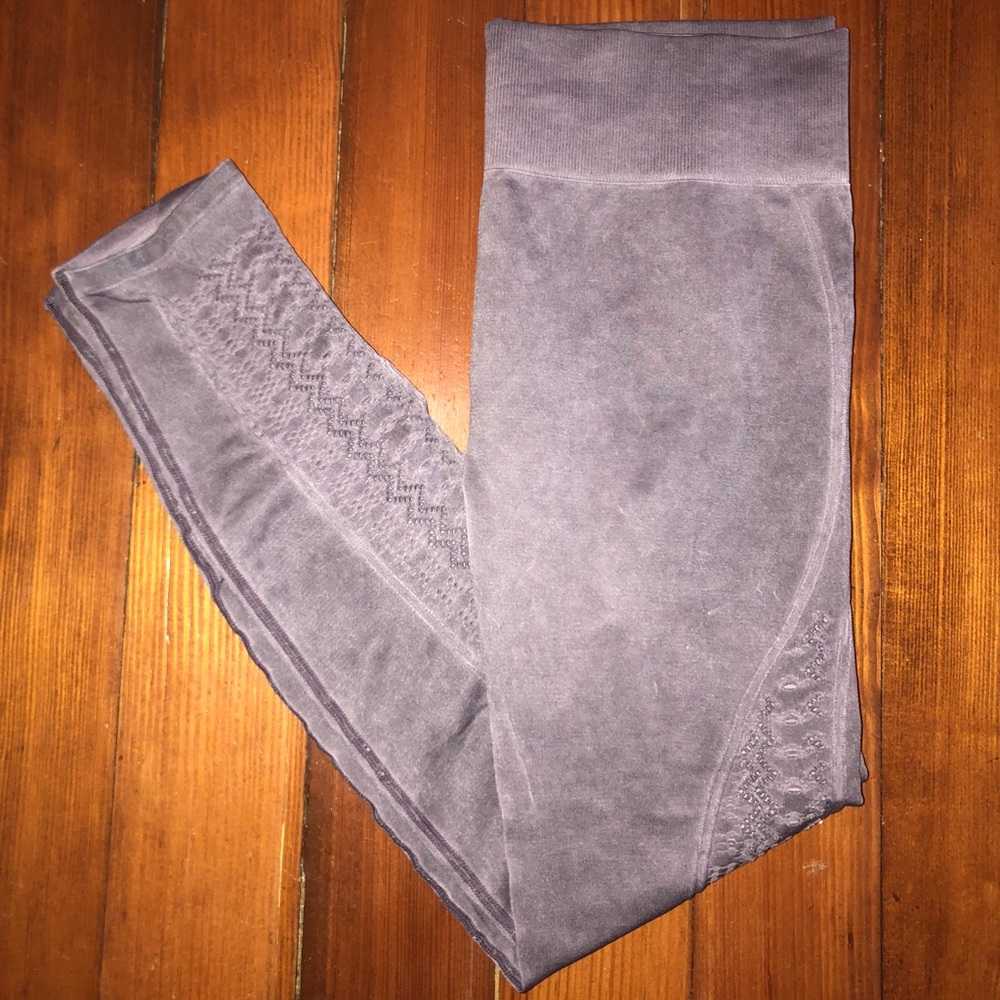 Fabletics Ankle Length Leggings with Cutout Design
